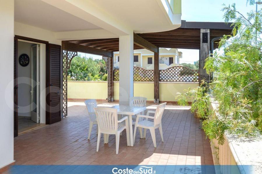 Case Vacanze Vista Mare Torre Pali Exterior foto