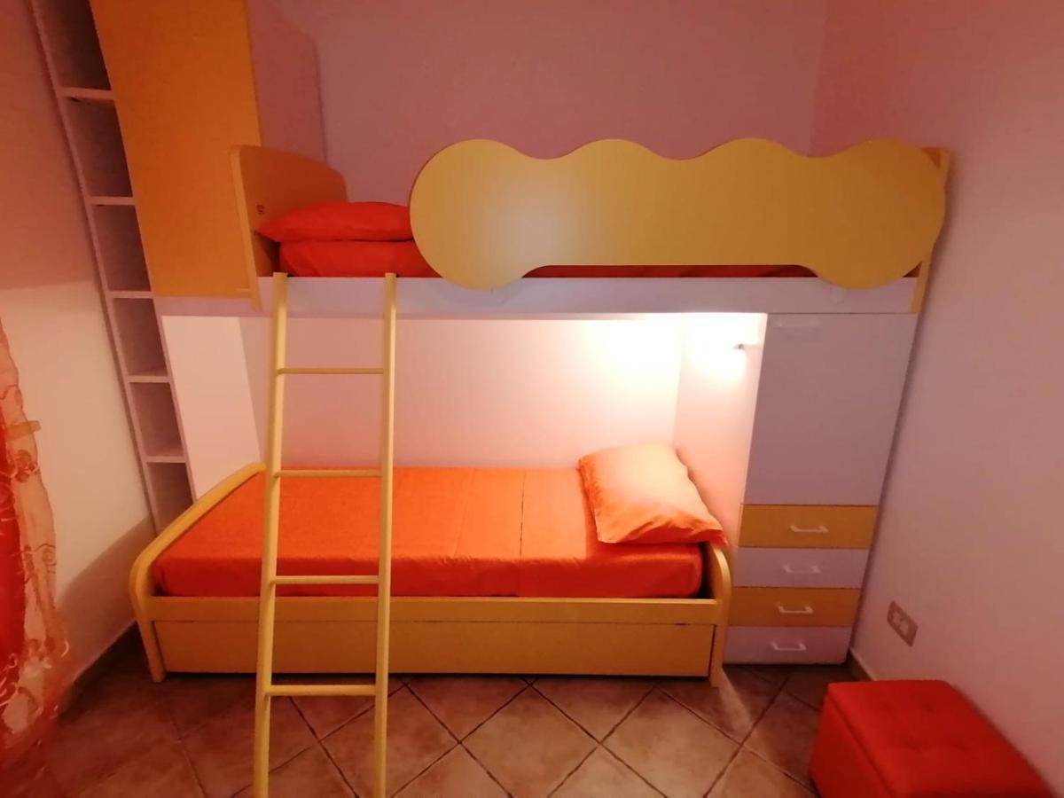 Case Vacanze Vista Mare Torre Pali Exterior foto